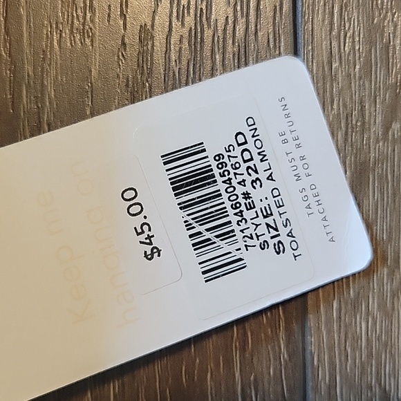 Lively 32DD front closure bra - Picture 4 of 4